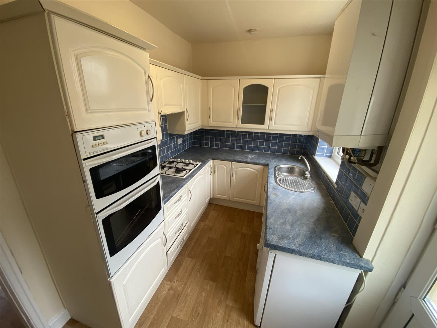 terraced house Let Agreed in Skipton - IMG_0195.JPEG